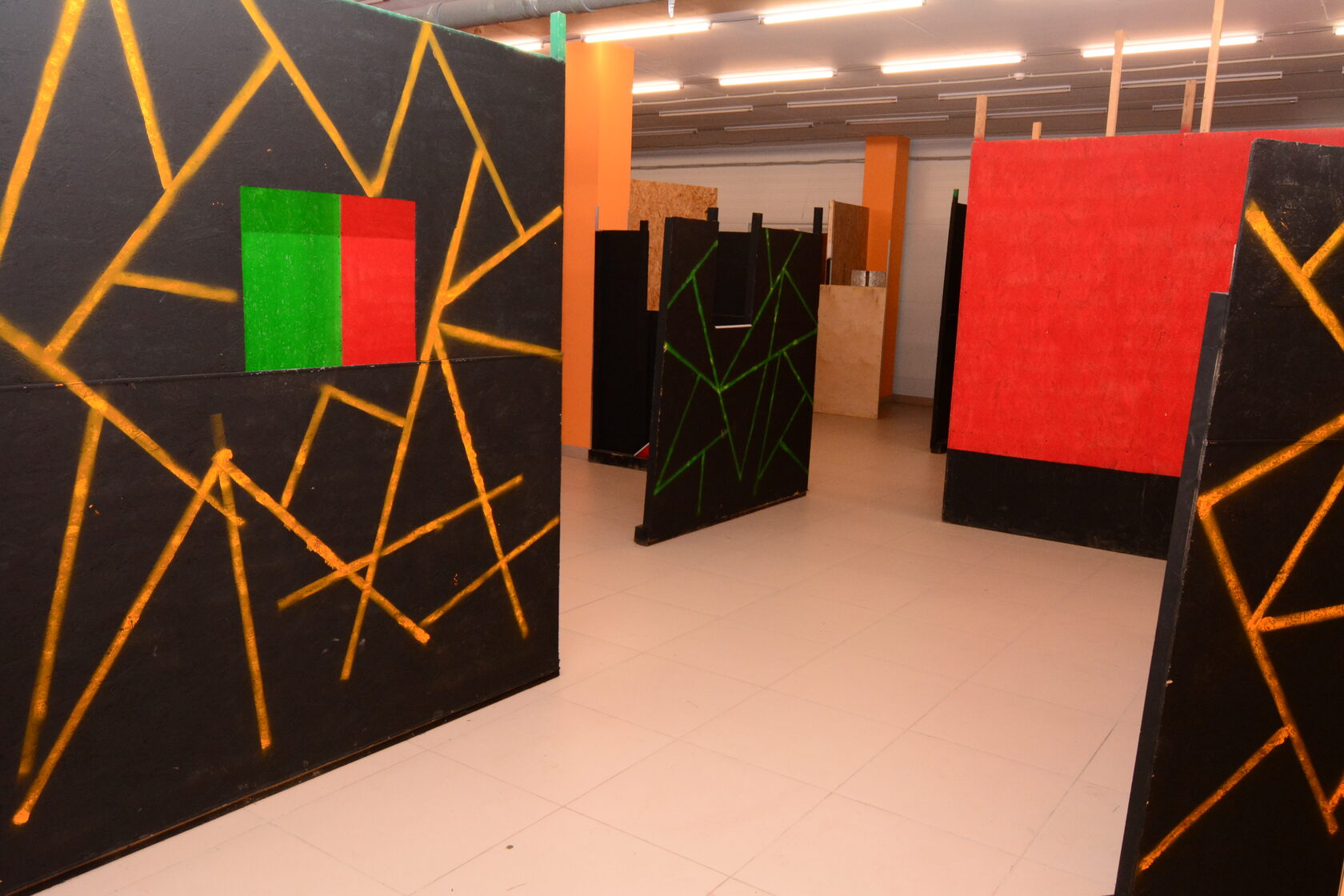 Закрытая площадка