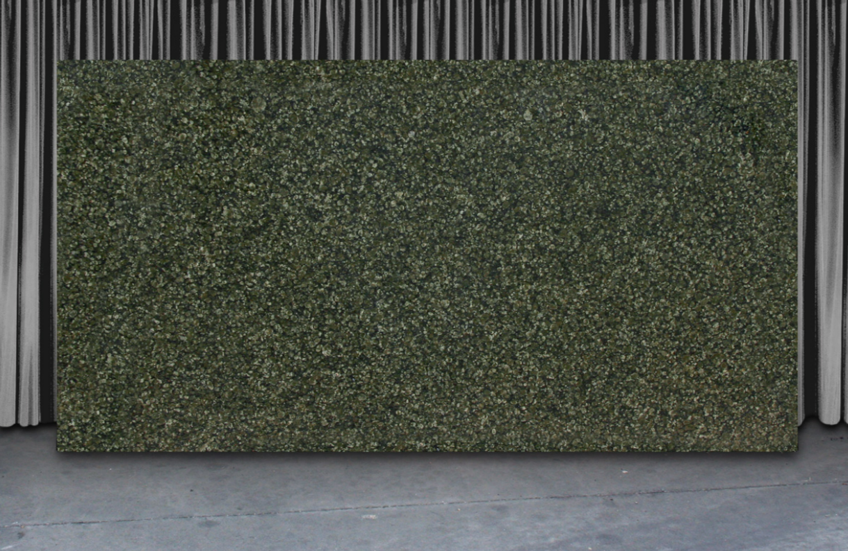 Зеленая гранитная столешница Green time