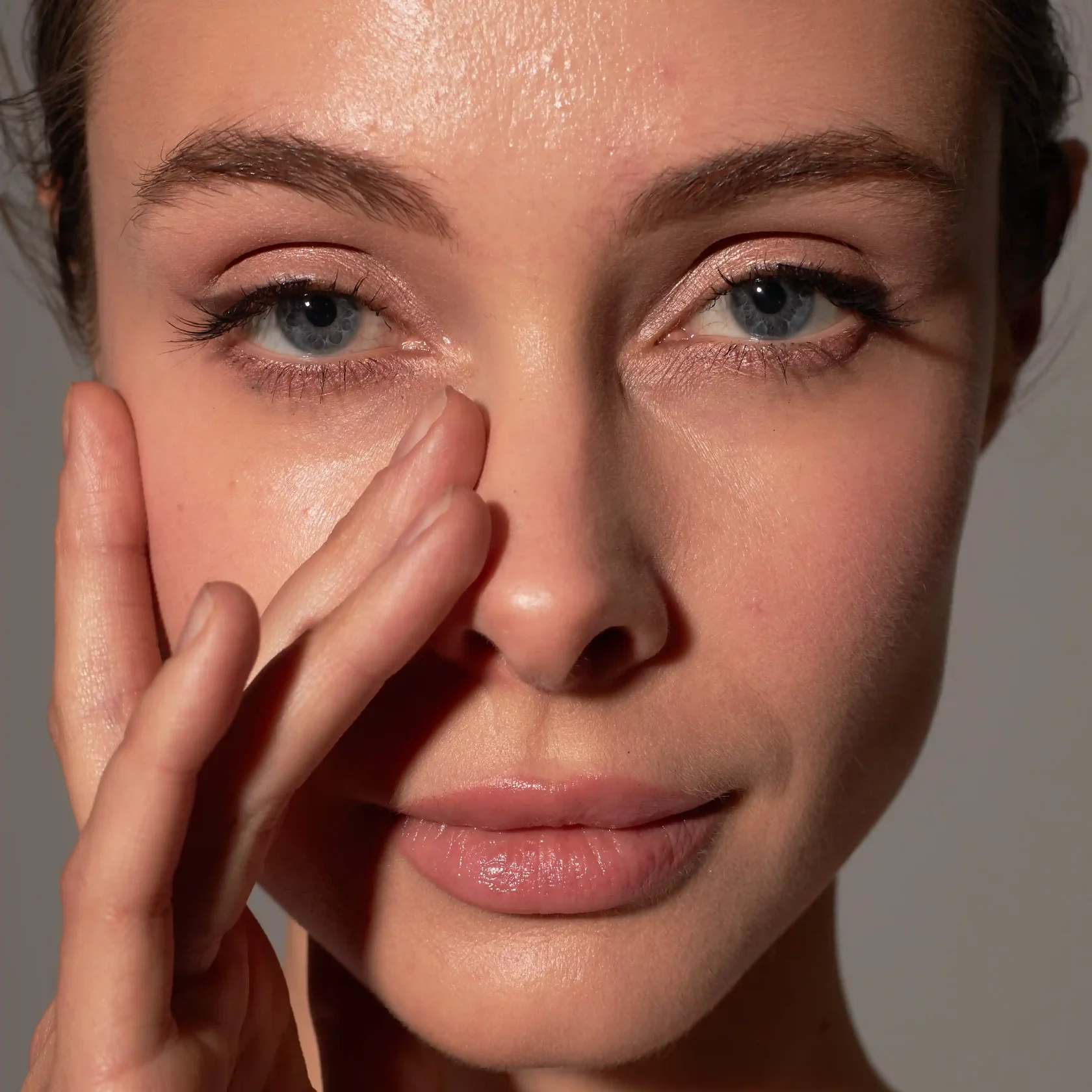 Микротоковая терапия в клинике Uniqderm