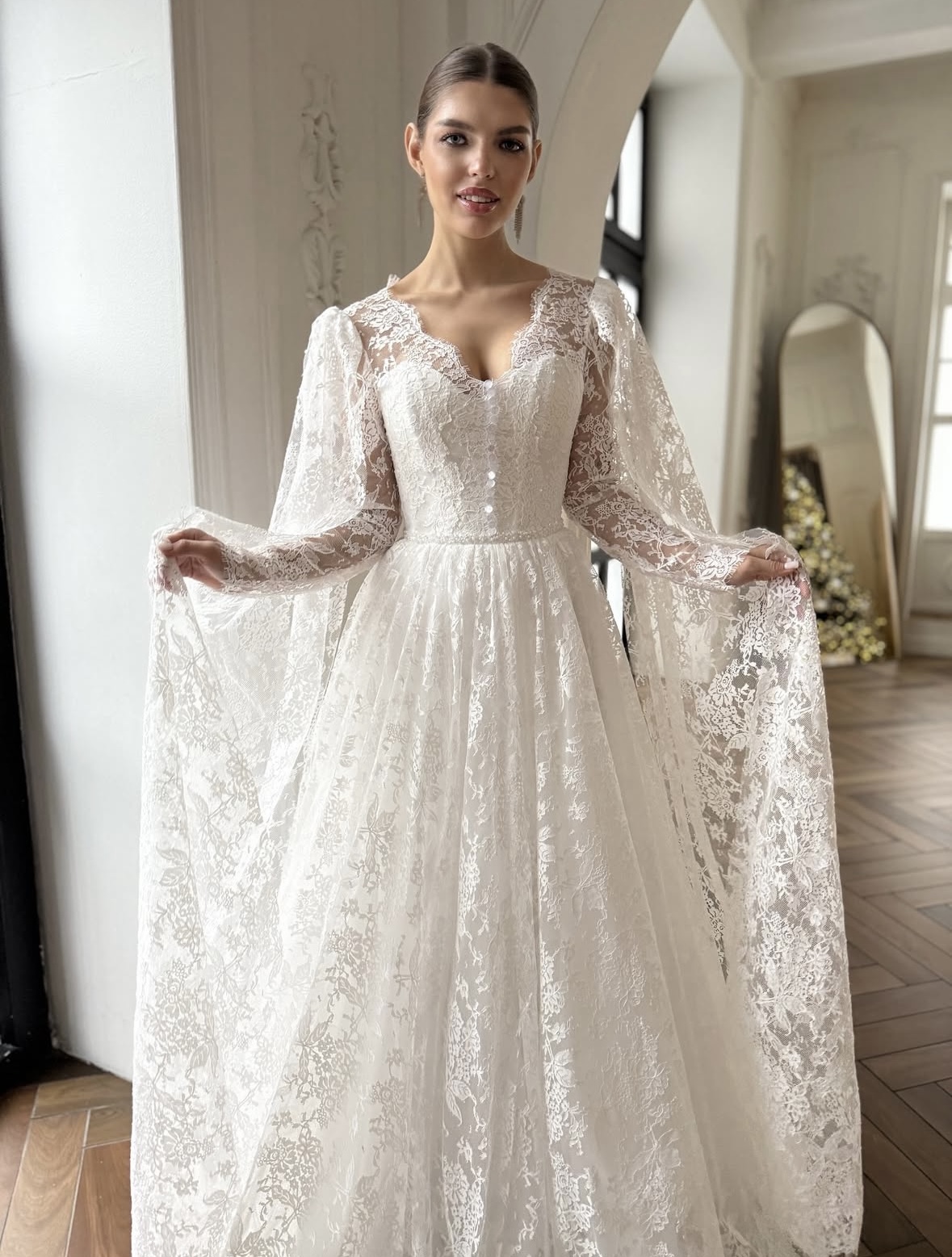 платье свадебное с кружевным корсетом