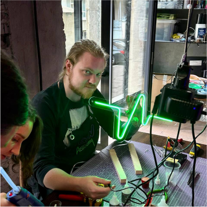 Неон на мастер-классе