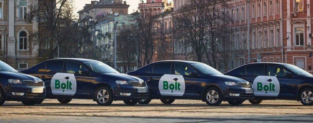 Bolt taxi. Bolt машина такси. Такси Bolt Киев. Такси Bolt Польша. Болт такси Россия.