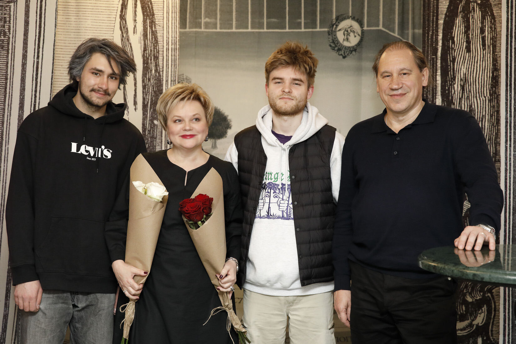 Собака с дамочкой 00008