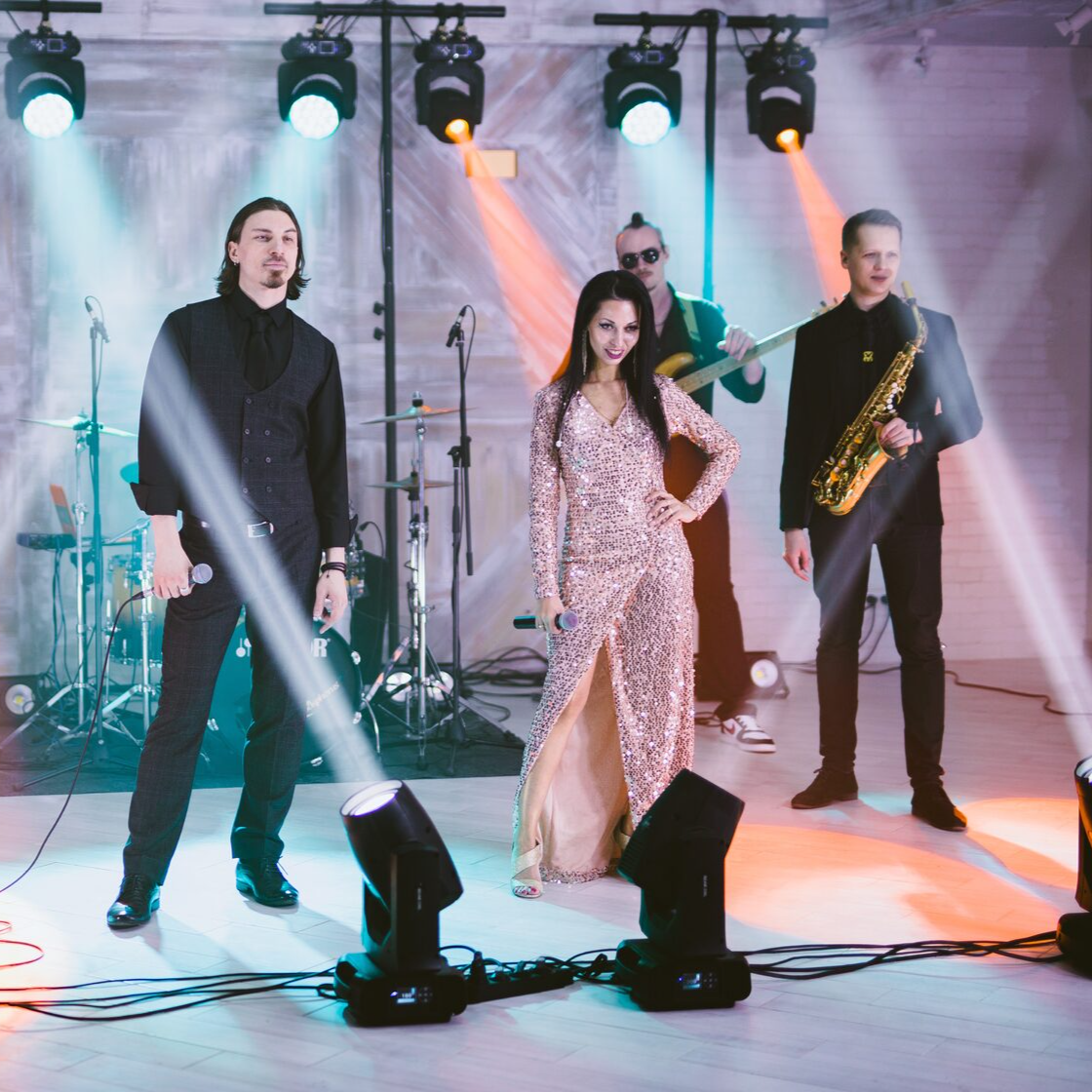 Кавер группа калейдоскоп. Кавер группа калейдоскоп. Группа исполняющая калейдоскоп. Группа калейдоскоп фото. Кавер группа калейдоскоп.