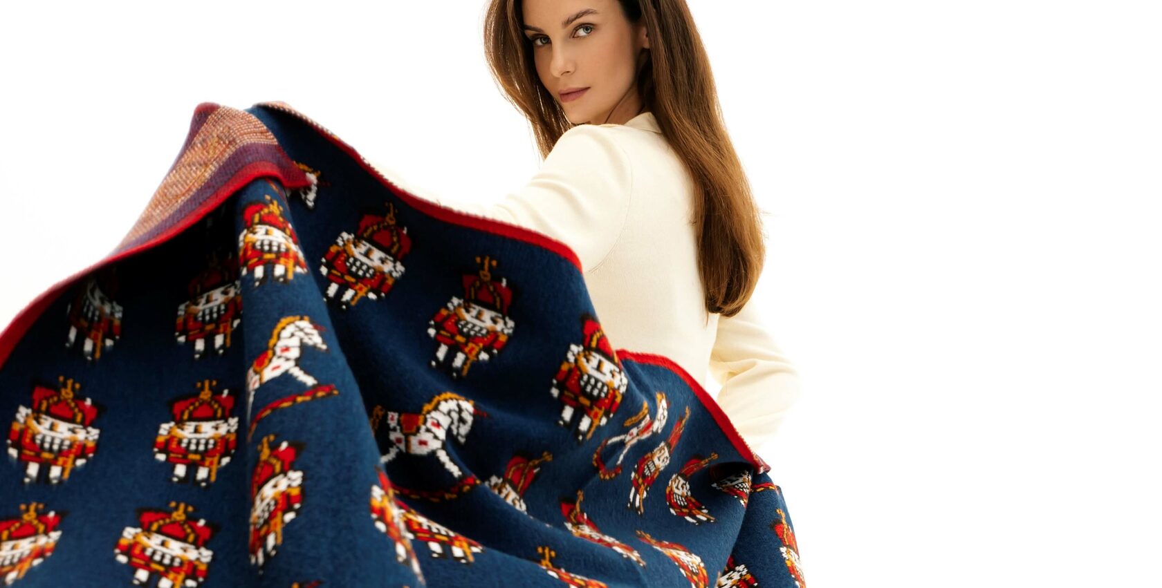 Трикотажные пледы "Снег идет"