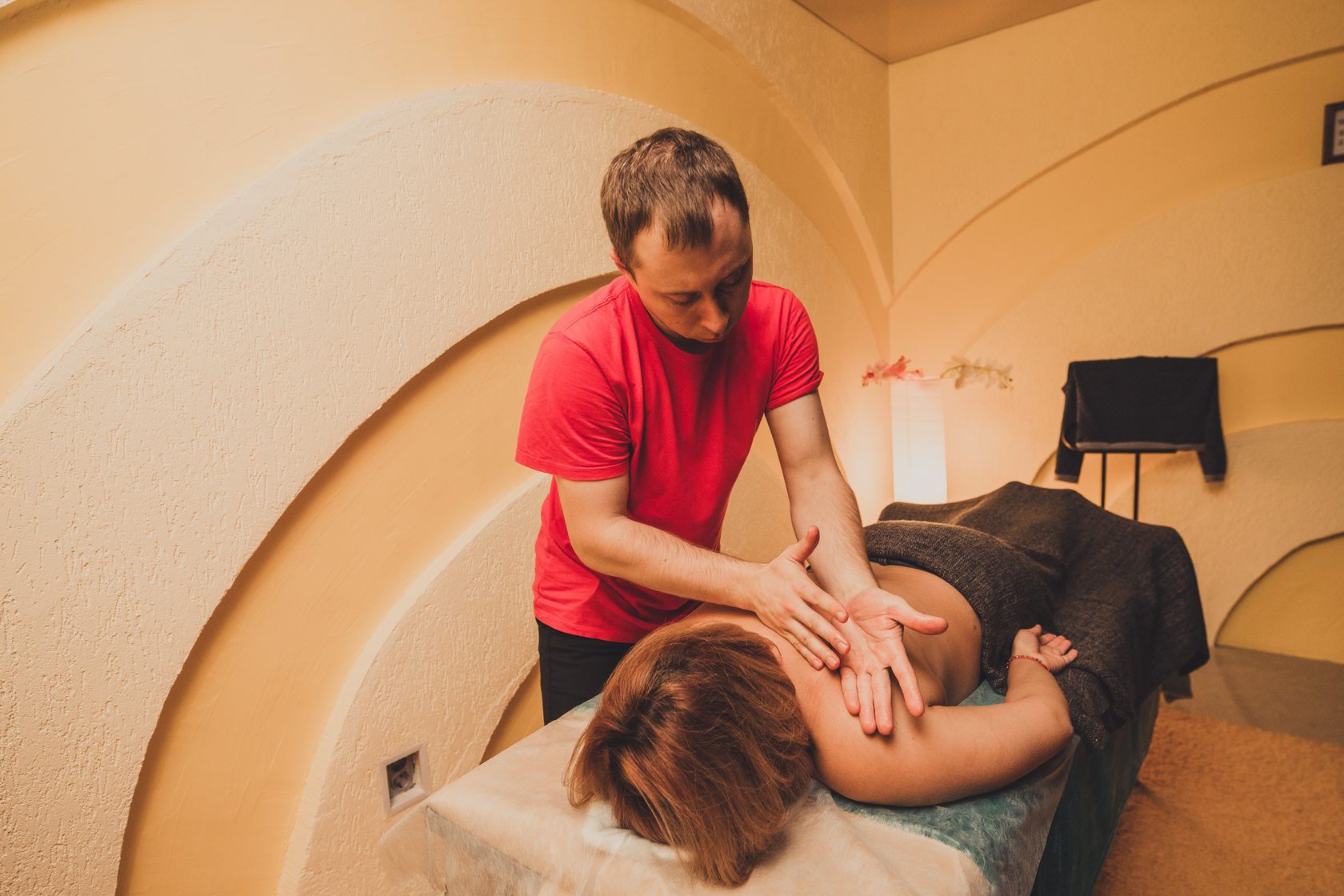 Мечта бьюти ижевск ворошилова. Массаж салон энгельс. Салон мечта бьюти ижевск массажный. Массажный салон для мужчин. Массаж салон энгельс.