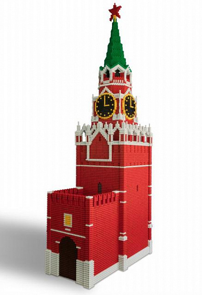 Спасская башня из&nbsp;конструктора Фанкластик