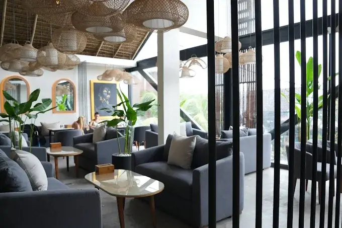 Brunch in Eden Hookah Club Canggu