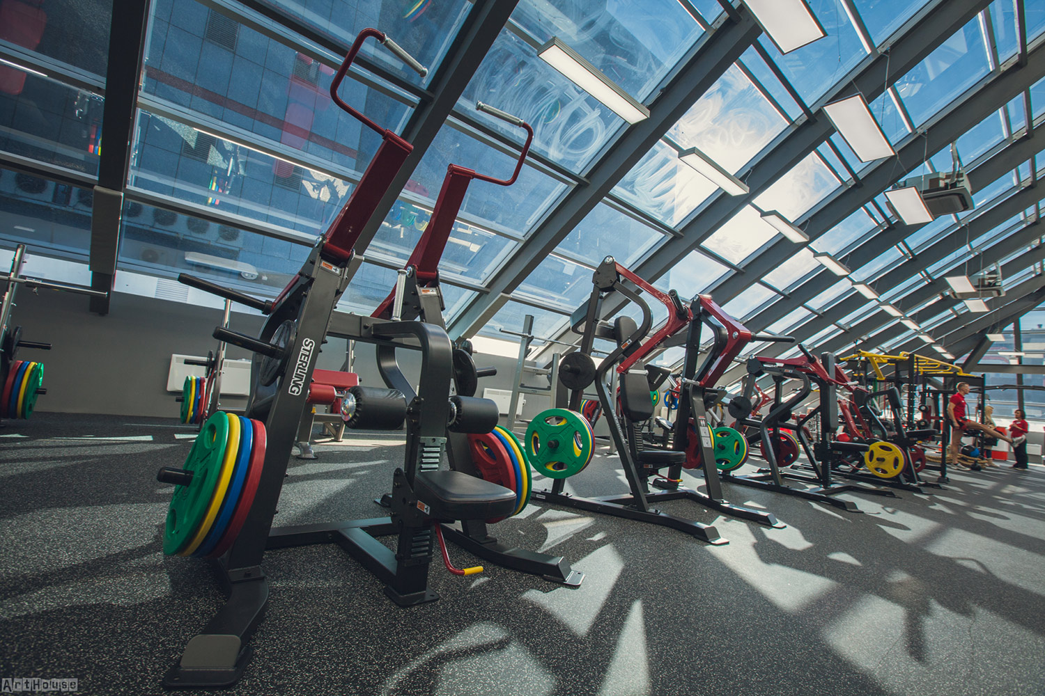 Импульс фитнес. Импульс Холл Владивосток. Импульс фитнес Владивосток. Фитнес зал фаренгейт Владивосток. Импульс Холл Запорожская 77.