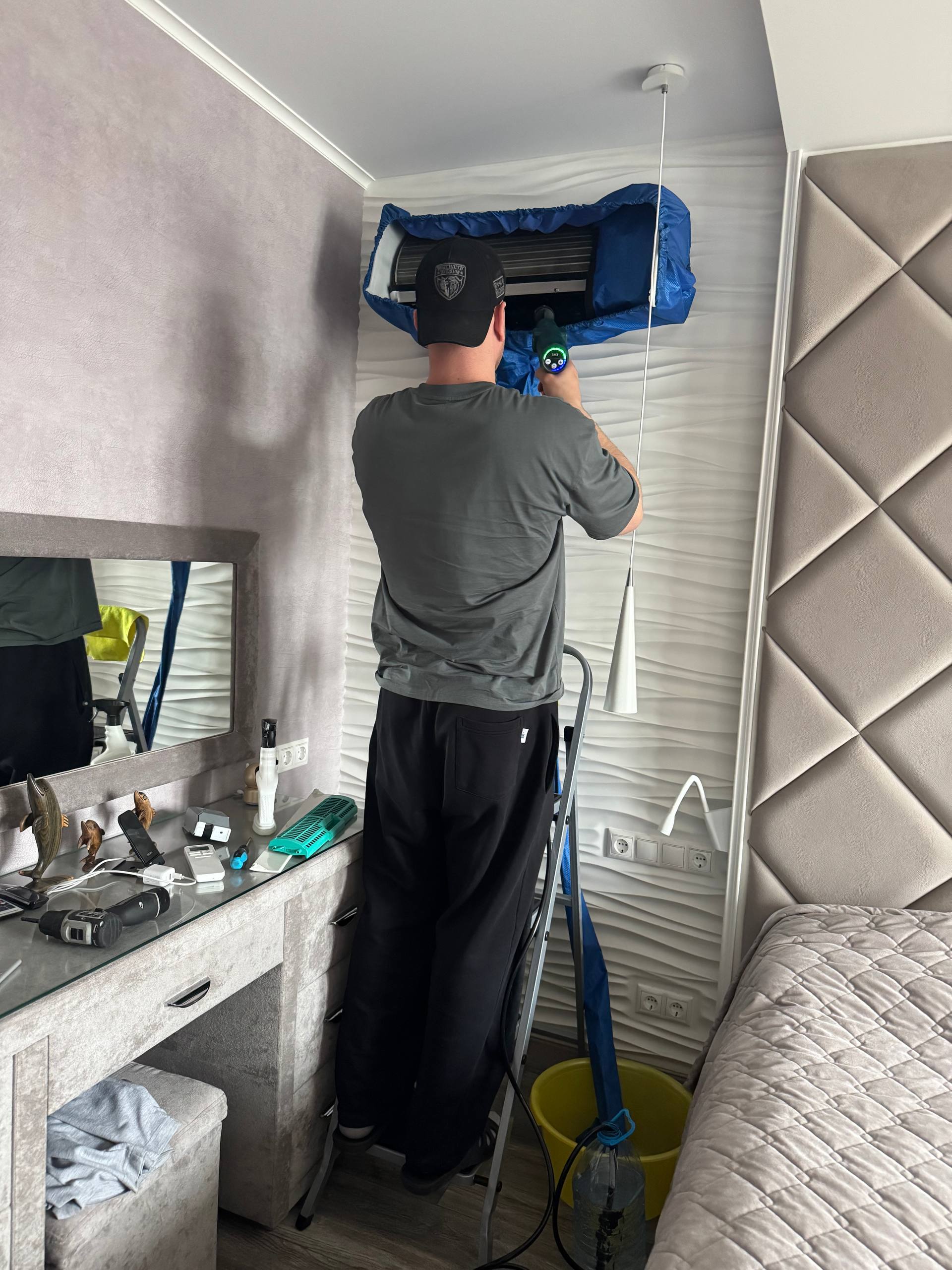 Сервисное обслуживание кондиционера