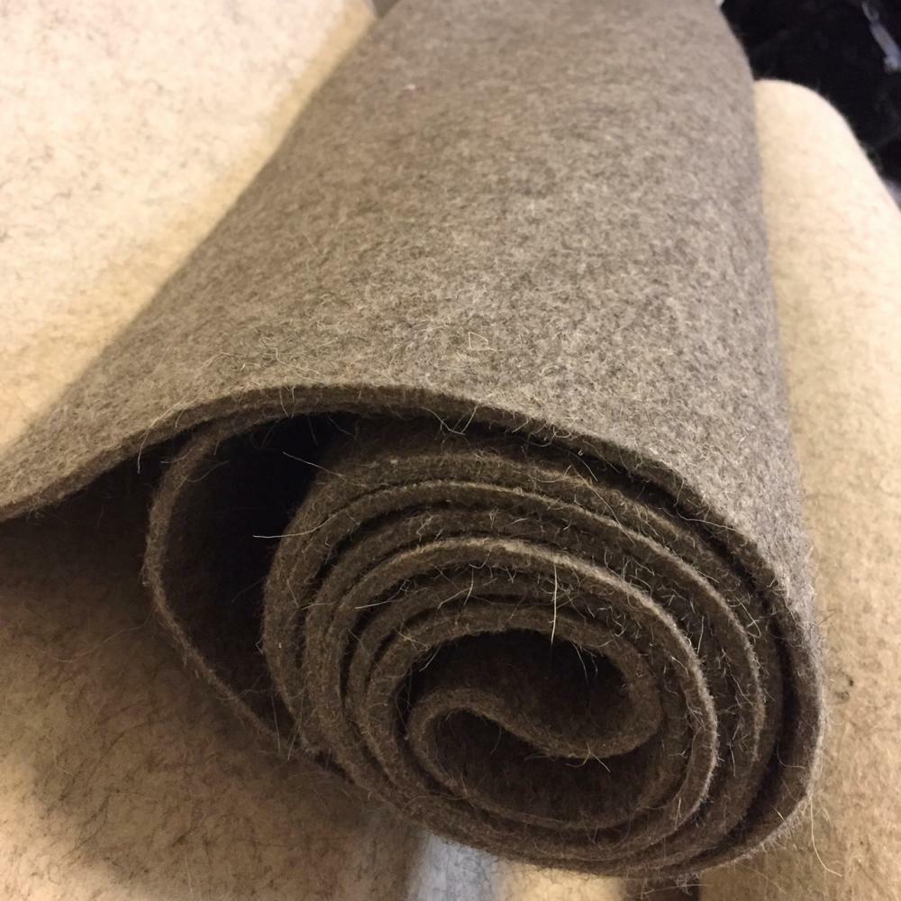 Поступление на склад войлока юртового в рулонах, шириной 1,9 метра