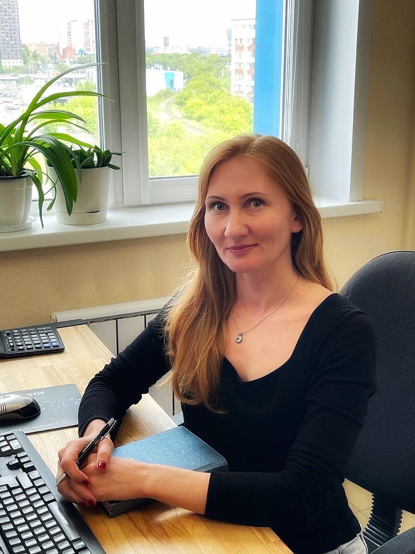 Менеджер отдела продаж компании ТехноКом