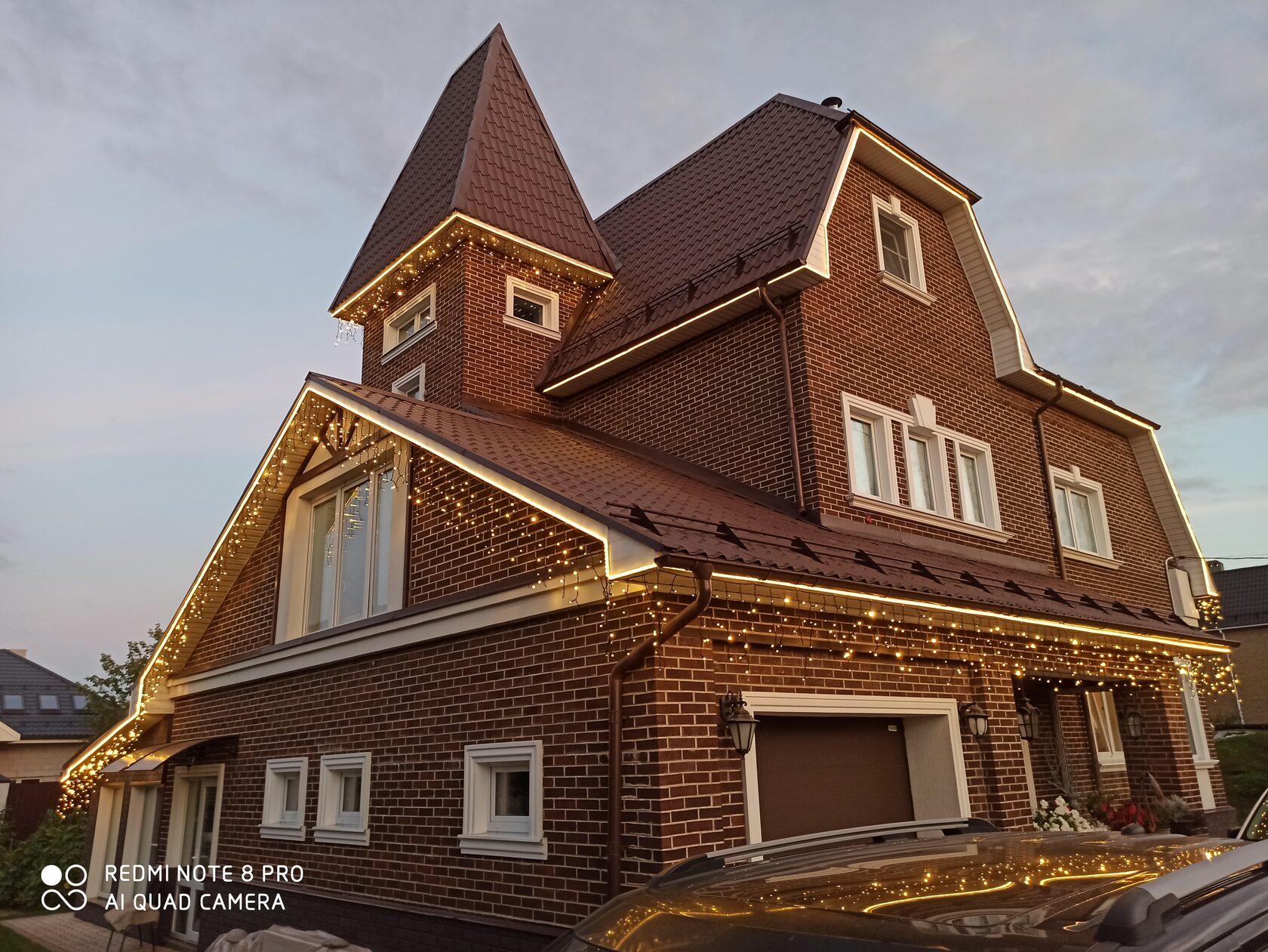 Новогодняя подсветка загородного дома г. Балашиха