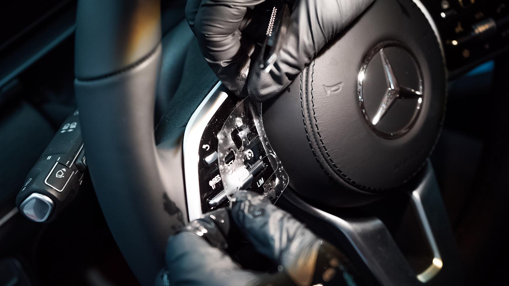 Оклейка салона автомобиля Mersedes GLS