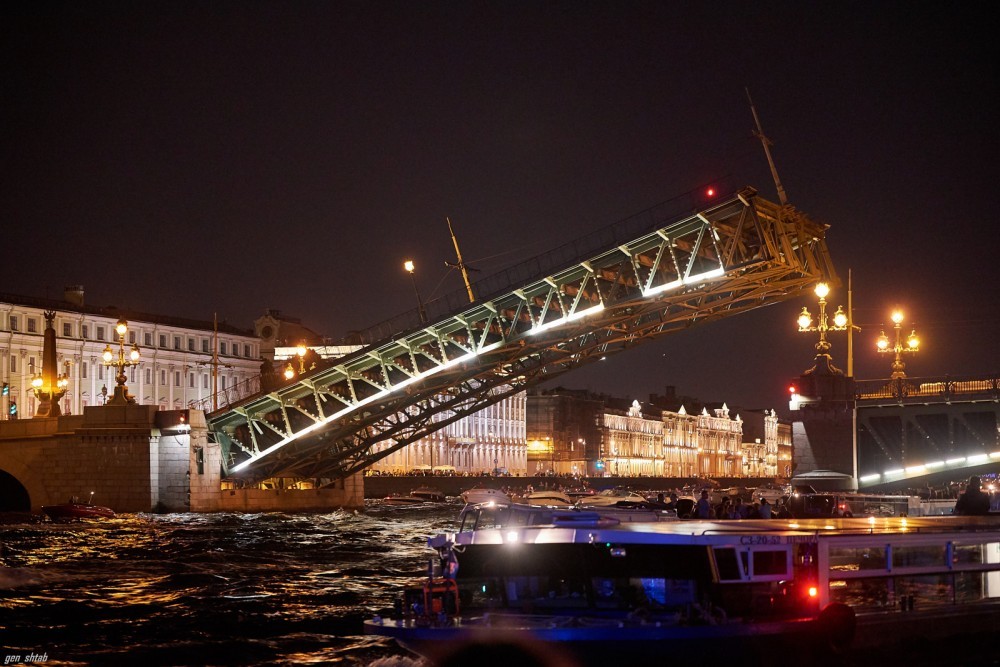 Разводной мост в москве