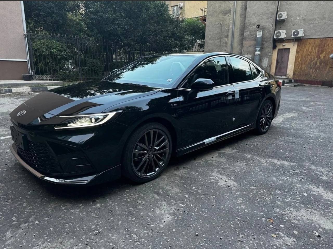Toyota Camry v70 аренда с водителем Екатеринбург