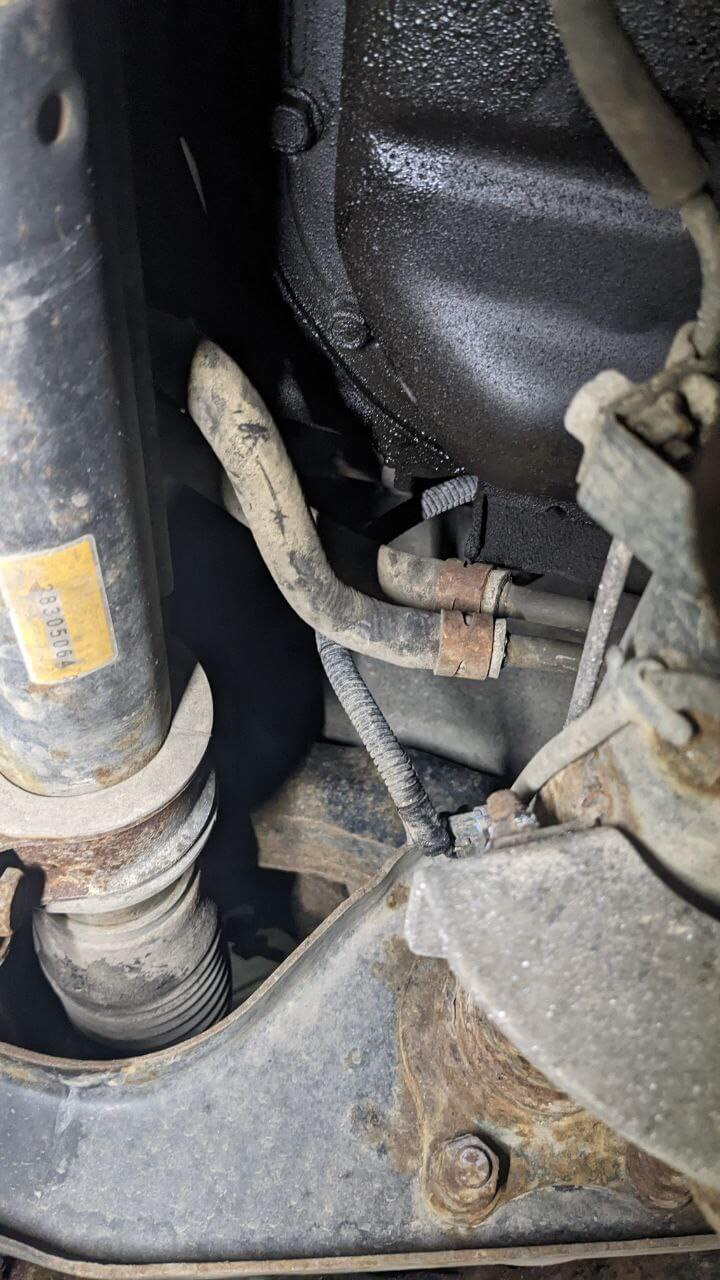 Размыкаем контур охлаждения АКПП