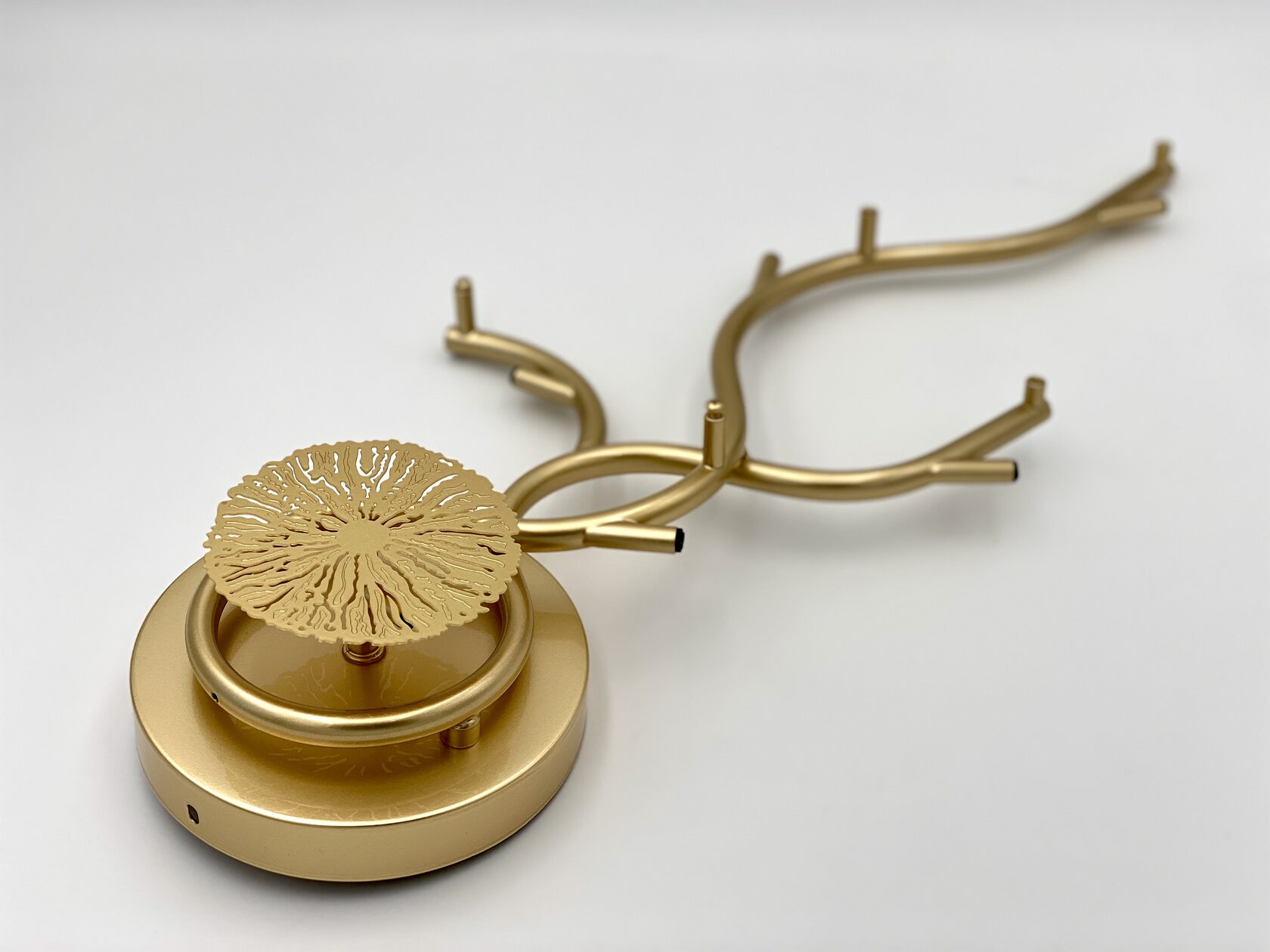 покраска светильника в латунь