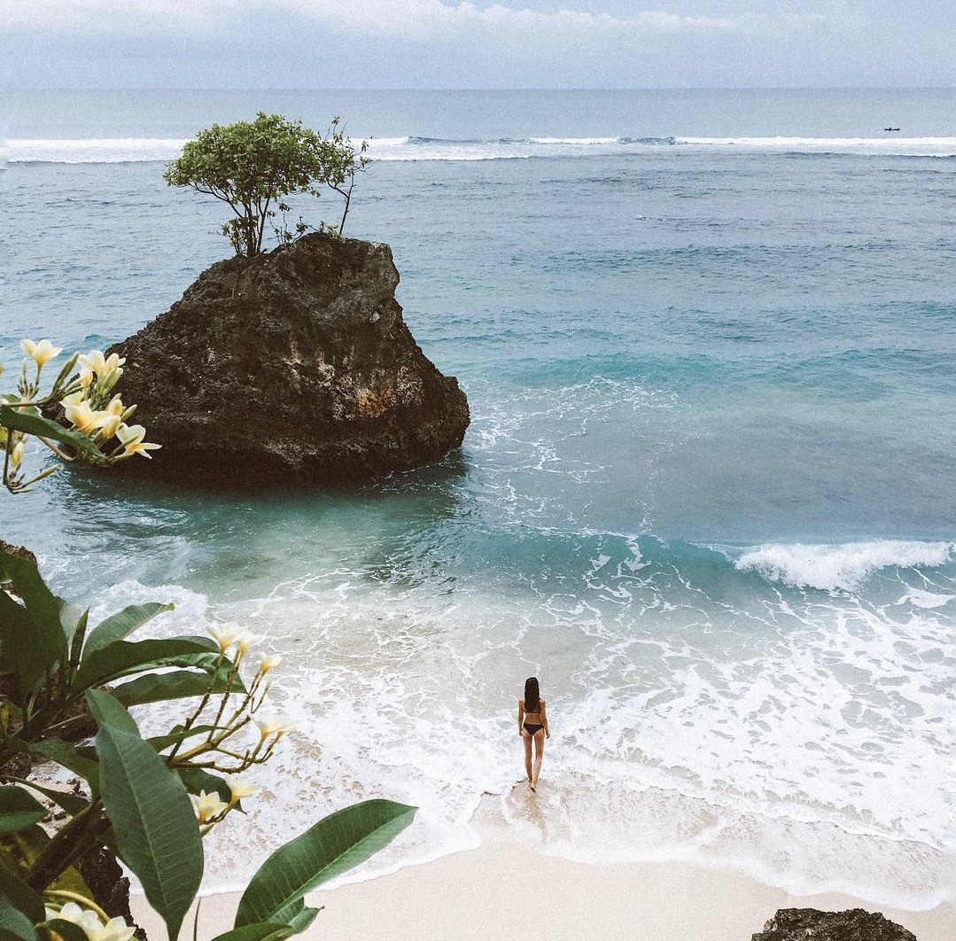 best dinner restaurant Bingin Balangan Uluwatu Bali