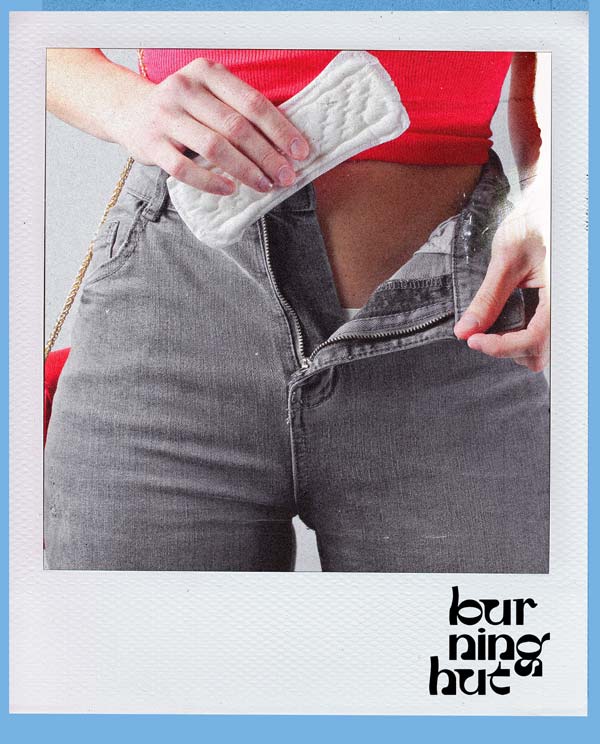 Девочка играет с машинками. Гендерные стереотипы