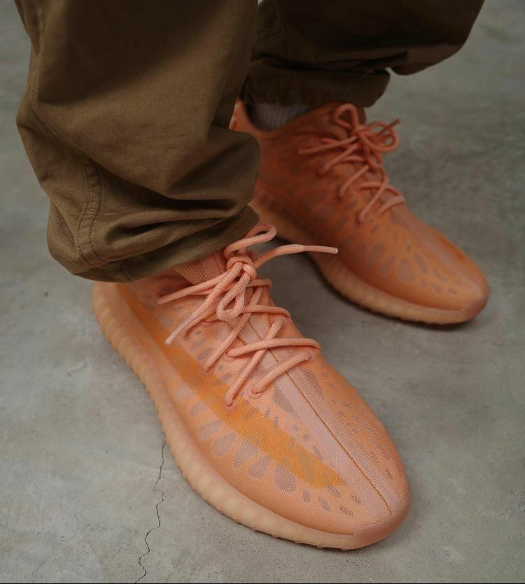 Adidas Yeezy Boost 350 V2 Mono Clay 
