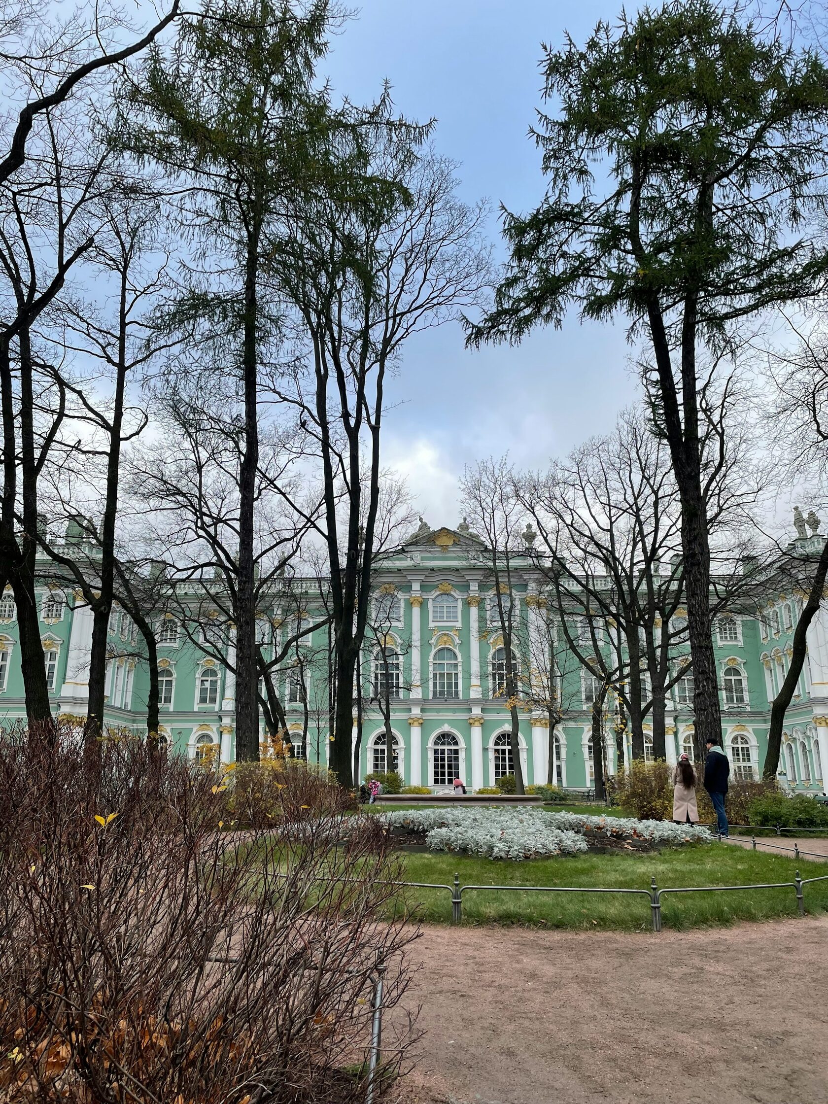 Сад Зимнего дворца, Россия, Санкт-Петербург, Центральный р-н, Дворцовая набережная