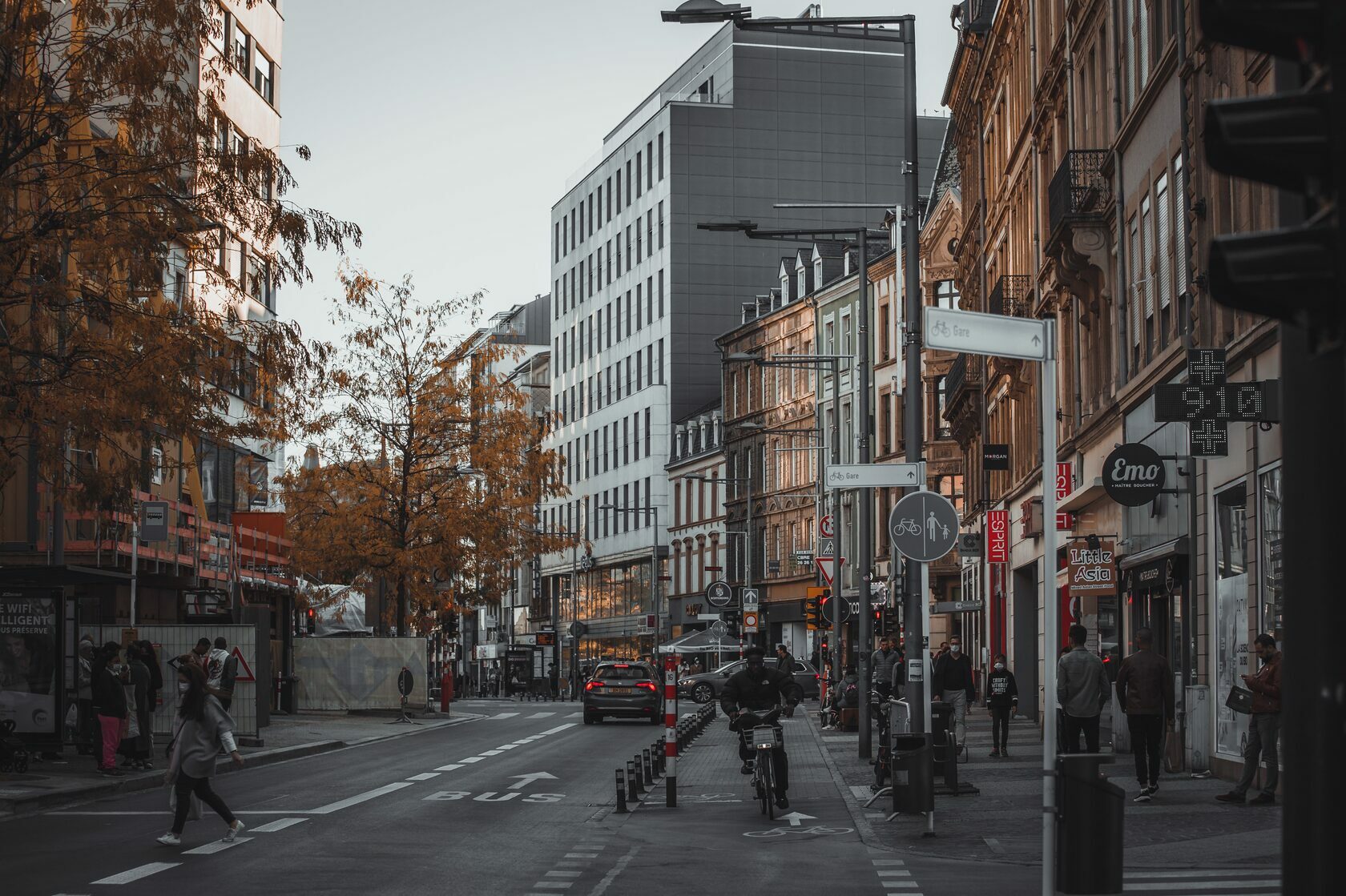 luxembourg population, total population of luxembourg, population of luxembourg 2022, luxembourg population by race, population growth (annual) luxembourg, luxembourg population development, luxembourg major solution to overpopulation