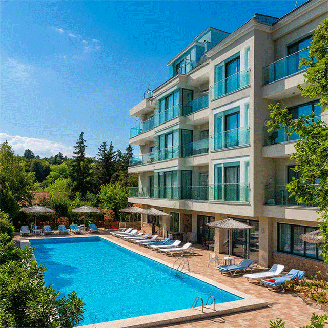Отель Aquamarine Family Club Hotel (Аквамарин) 4*