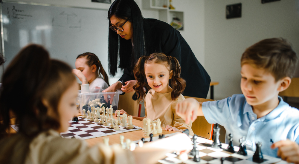 Что развивает логику, кроме школьных уроков