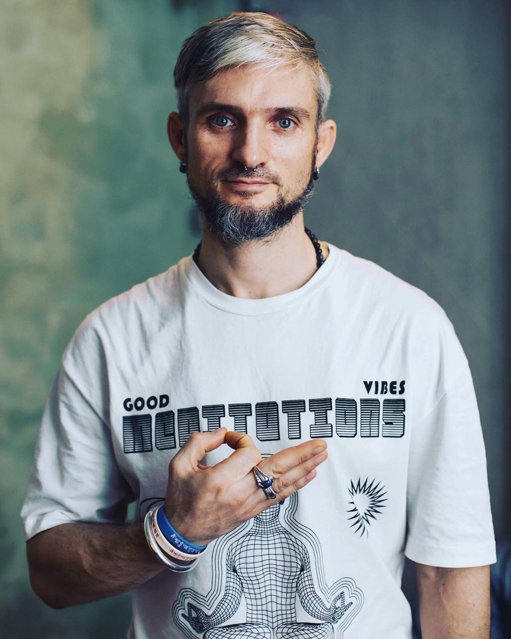 Роман Антонов