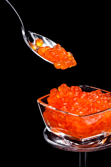 Икра с ложкой
