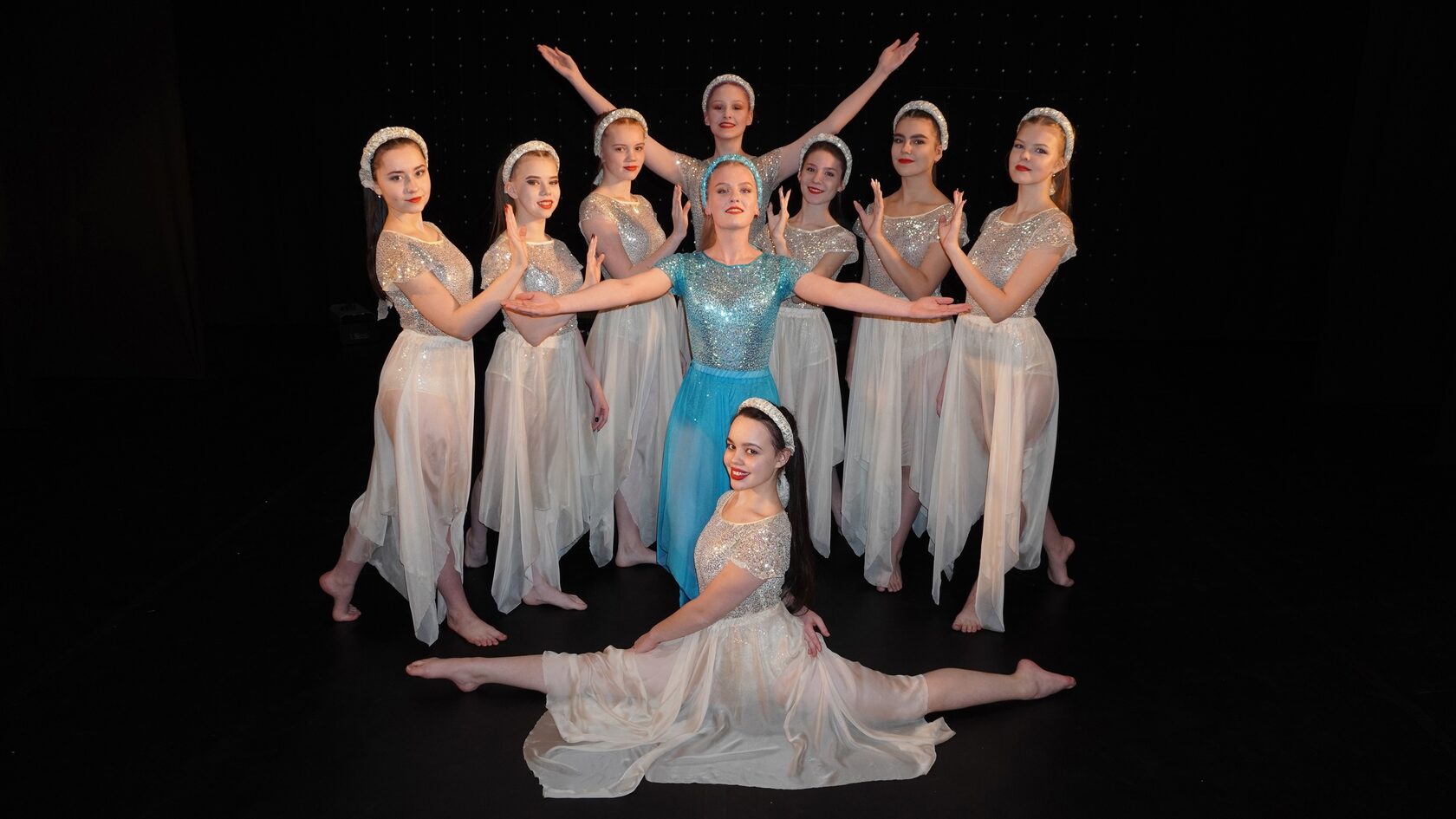 Ансамбль эстрадного танца "Утренняя звезда"