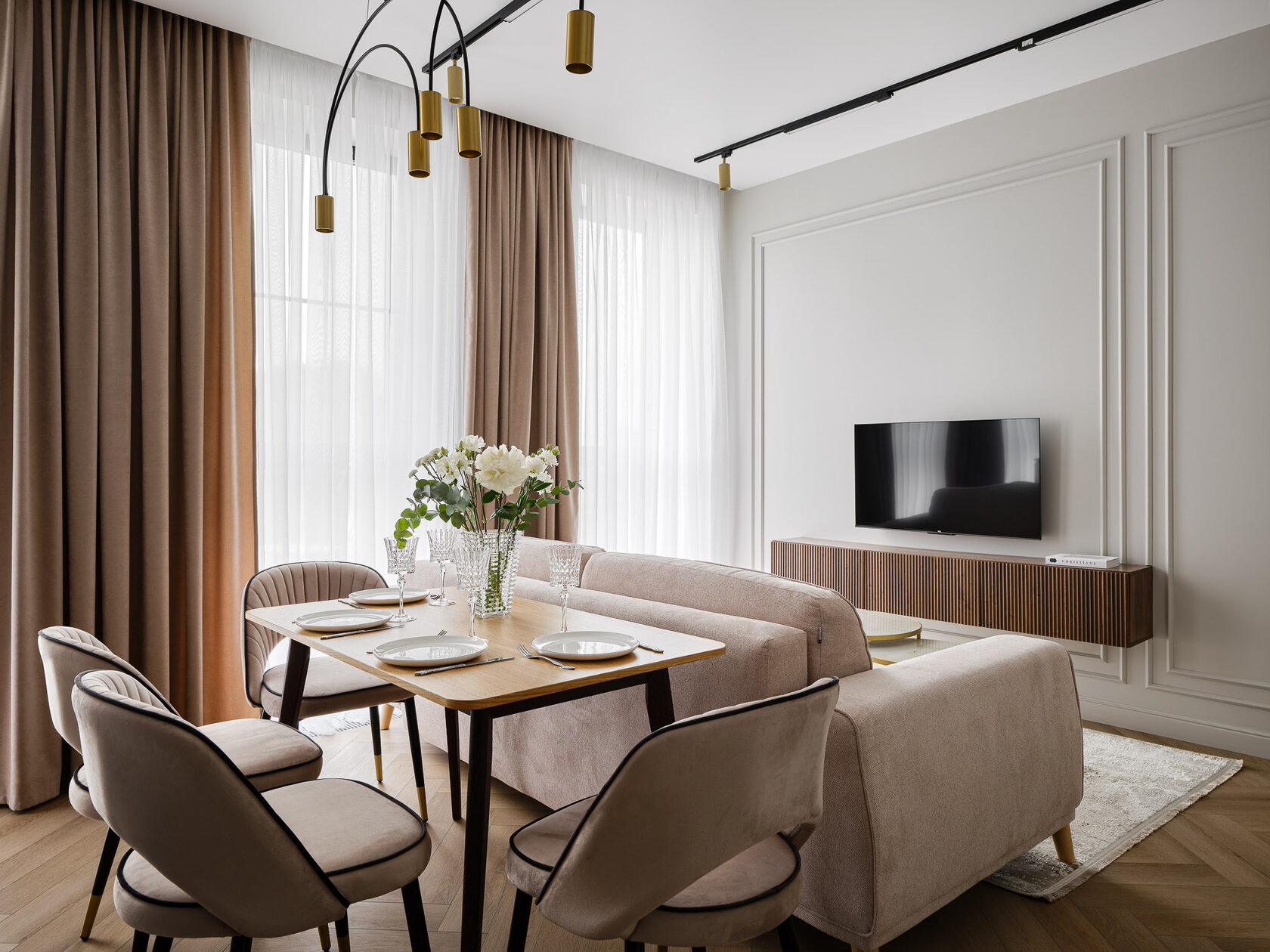 интерьер гостиной в стиле неоклассики 