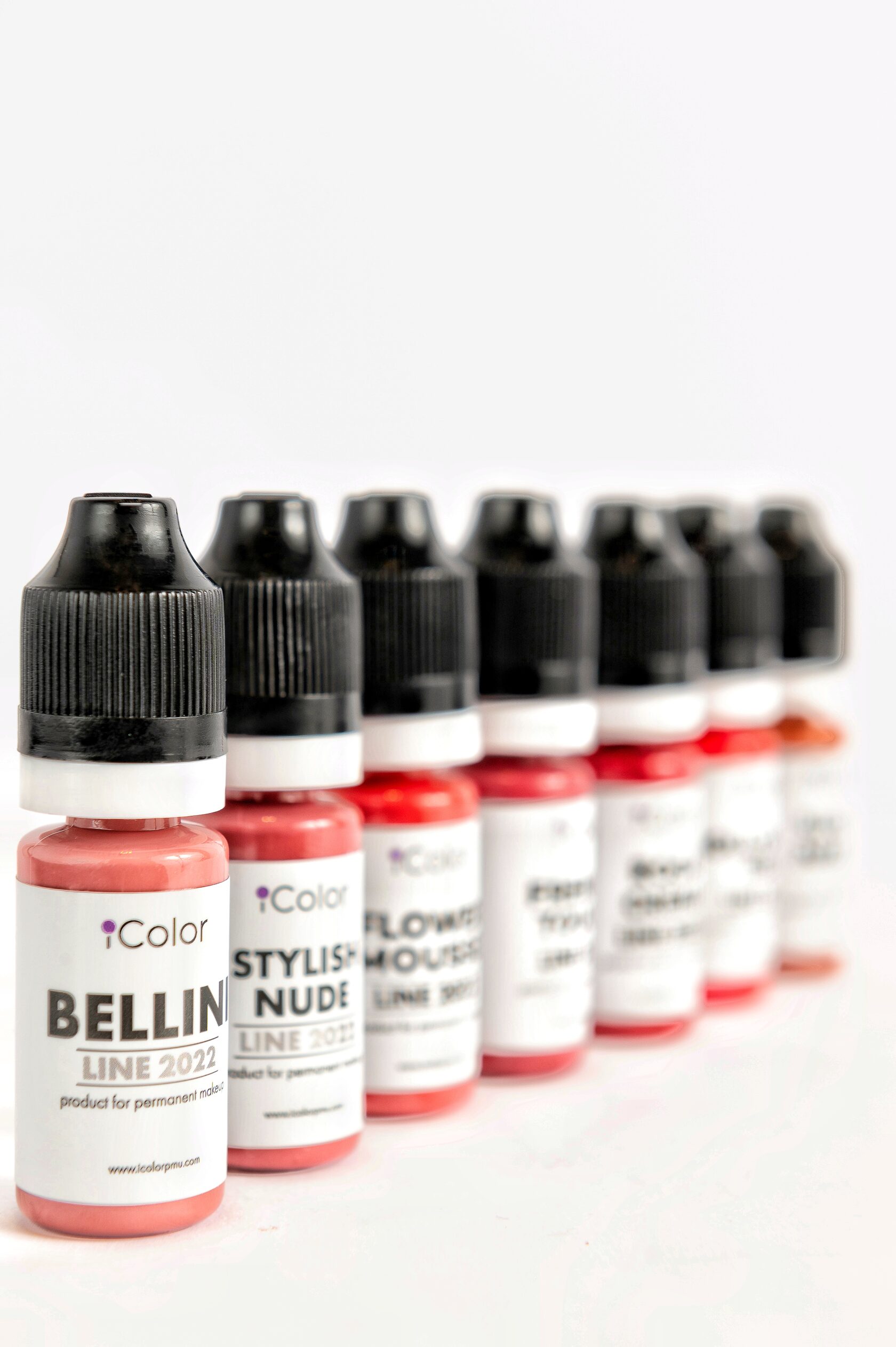 Lip pigment blending
