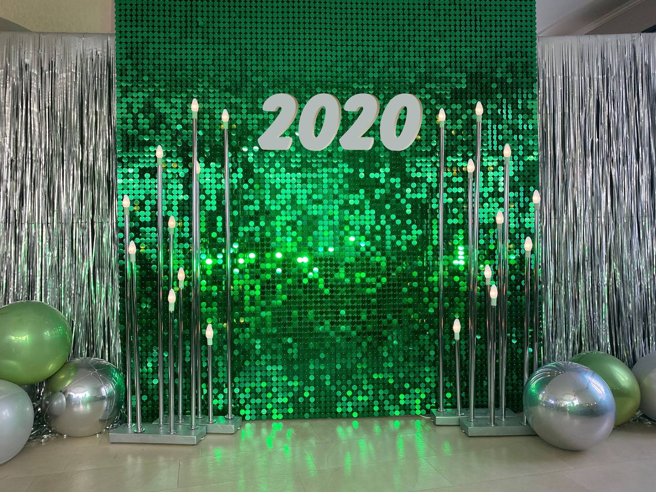 Фотозона на выпускной Киев