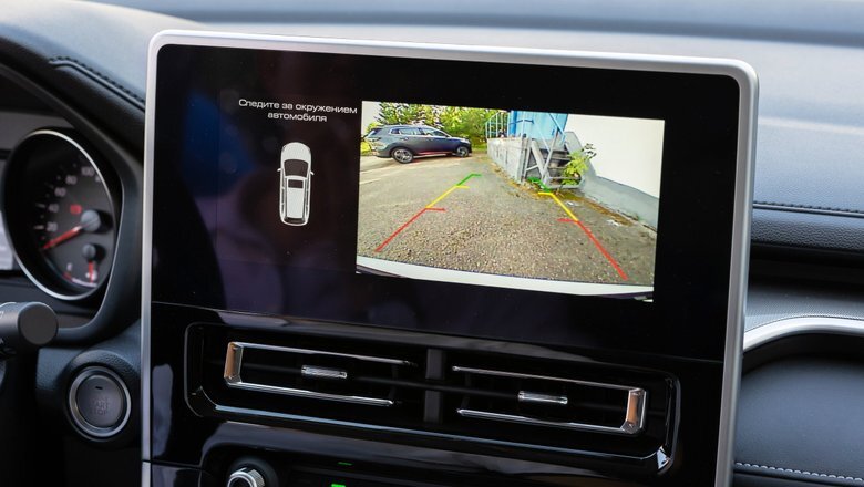 Почему не работает камера заднего вида