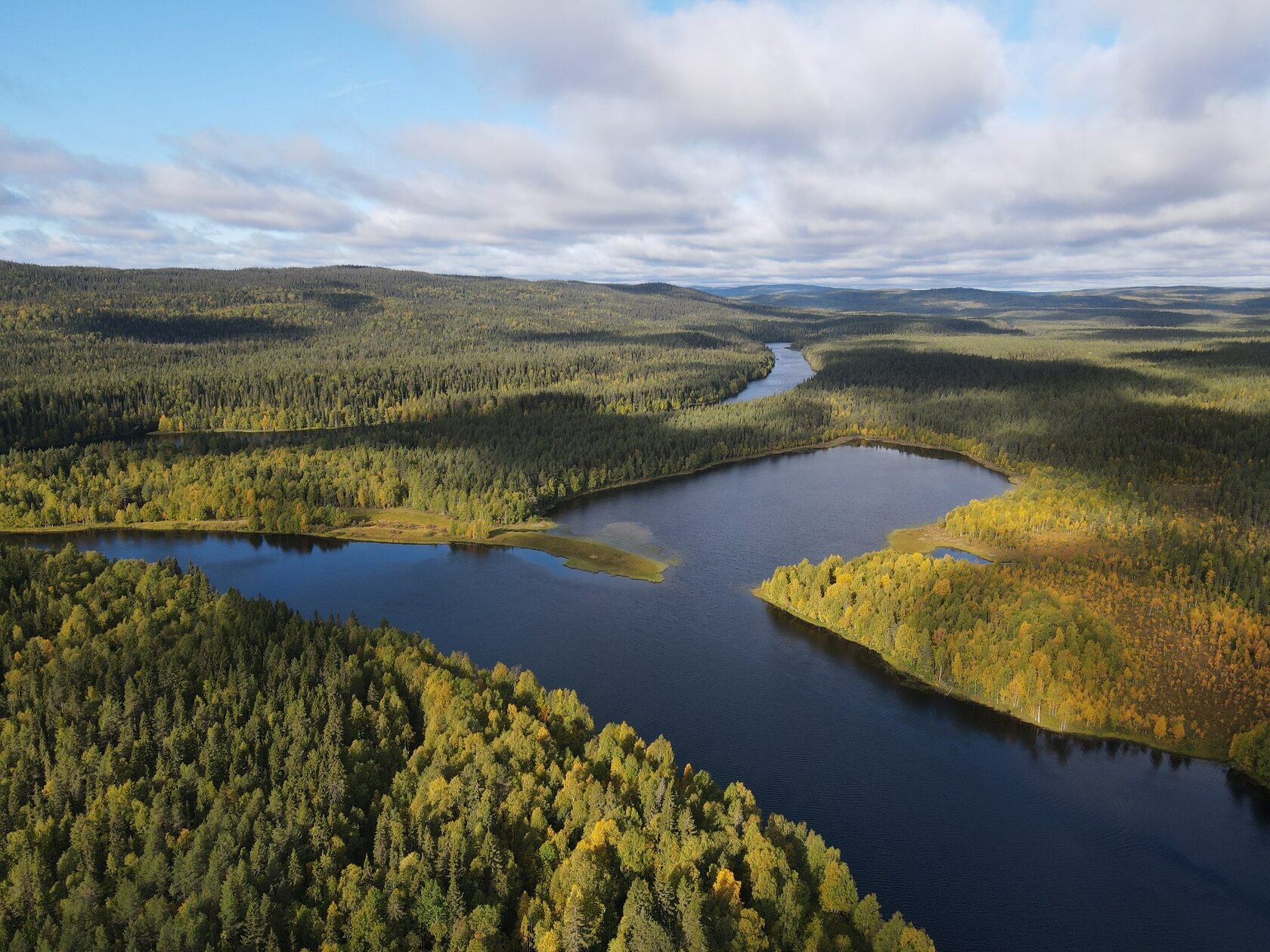 Водопад Кивач в Карелии летом