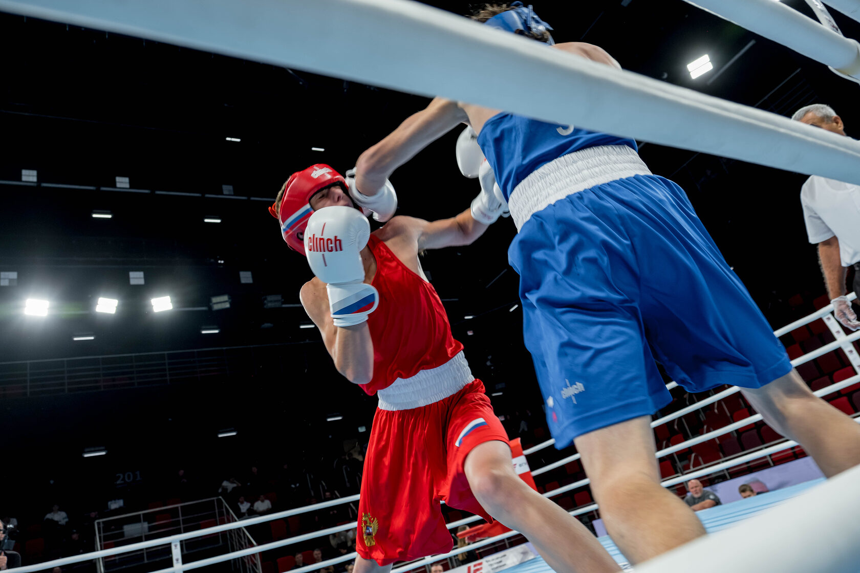 Бокс сити красногорск. Бокс в москва сити. Бокс фото для презентации. Brother boxing club москва сити. Бокс в москва сити.