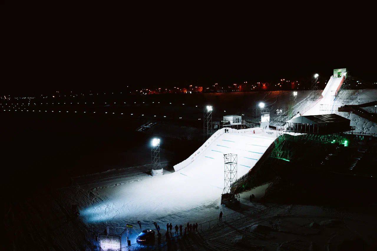 Какое спортивное событие в 2022 году югре. Биг Эйр Сахалин. Big Air landing.