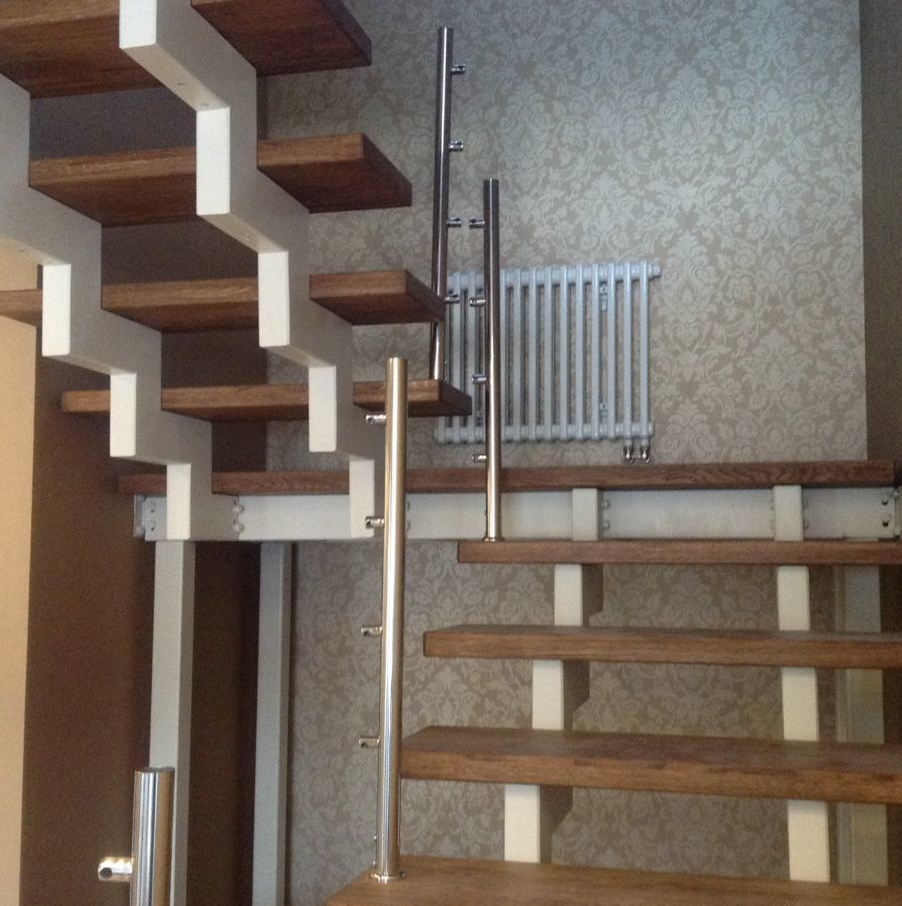 Лестница на 2 этаж на монокосоуре
