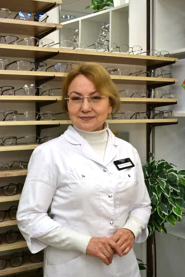 Тураева Айгуль Ахметовна — оптометрист Уфоптики