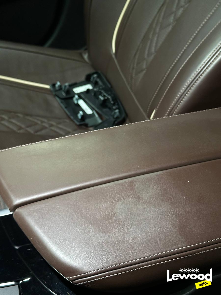 Реставрация подлокотника