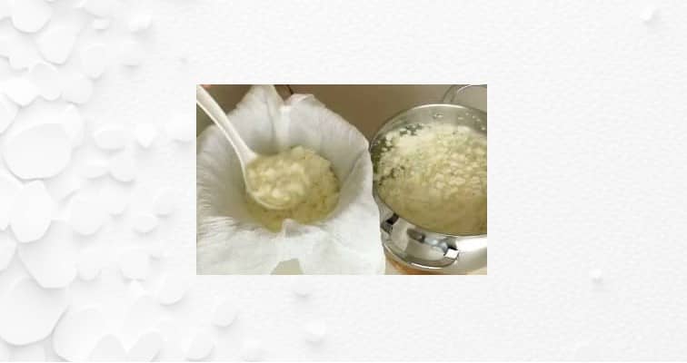 Приготовление творога из молока и кефира: шаг 6