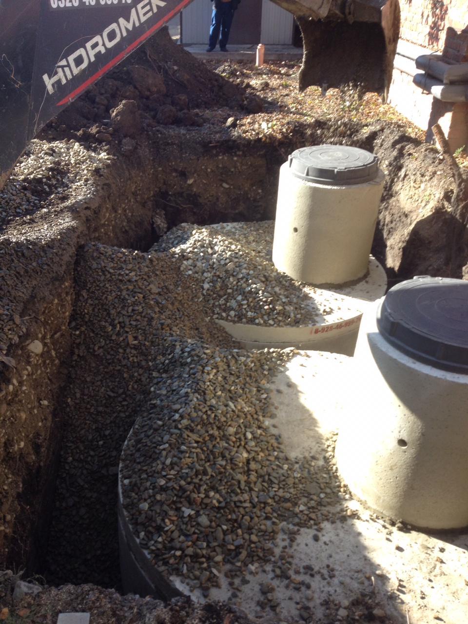 Строй септик. Септик для частного дома в новосибирске под ключ. Септик бетонный на 3,5 куба. Канализация - септик (3 ж/б кольца). Септик новосибирск.