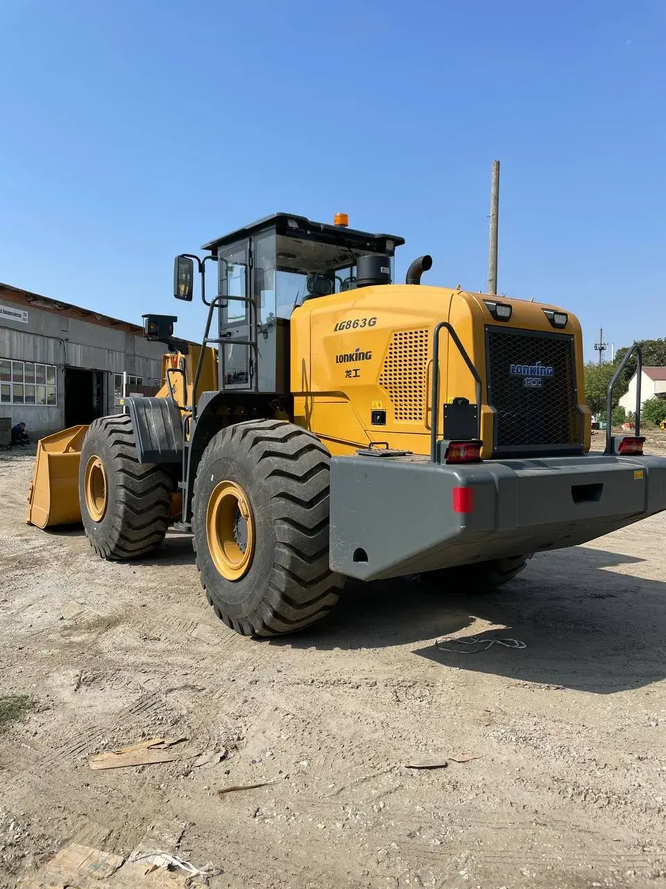 Фронтальный погрузчик LONKING LG 863G