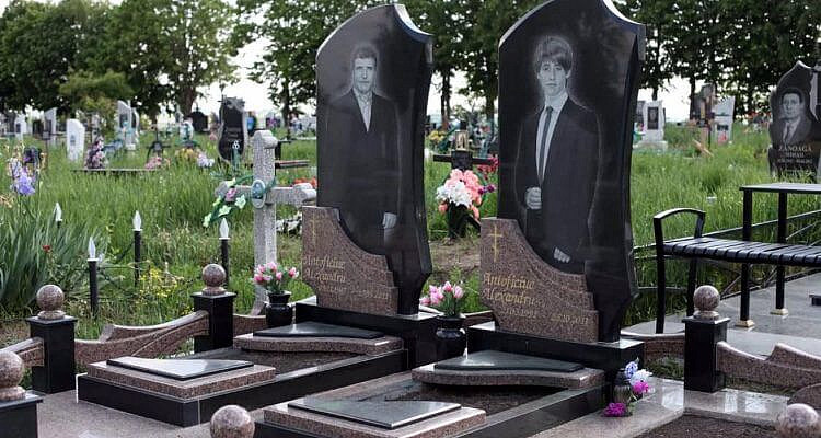 памятник на могилу