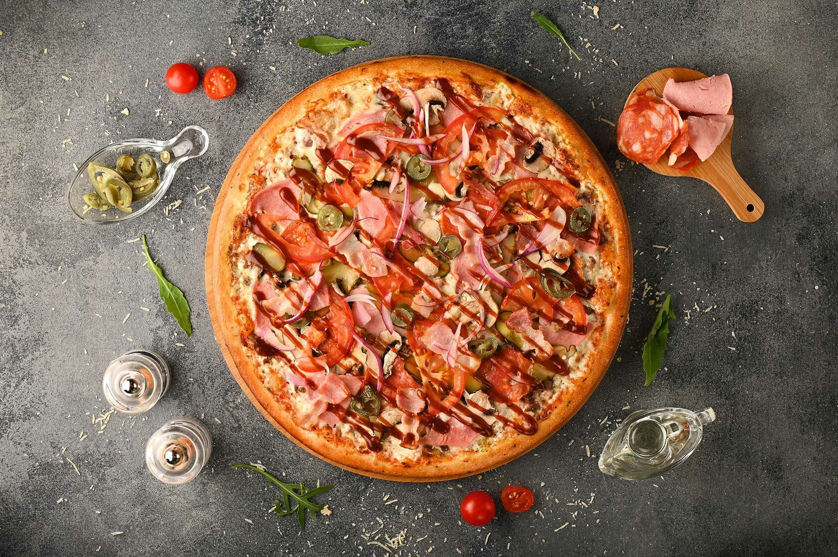 рецепт домашней пиццы с колбасой сыром помидором и шампиньонами фото 92