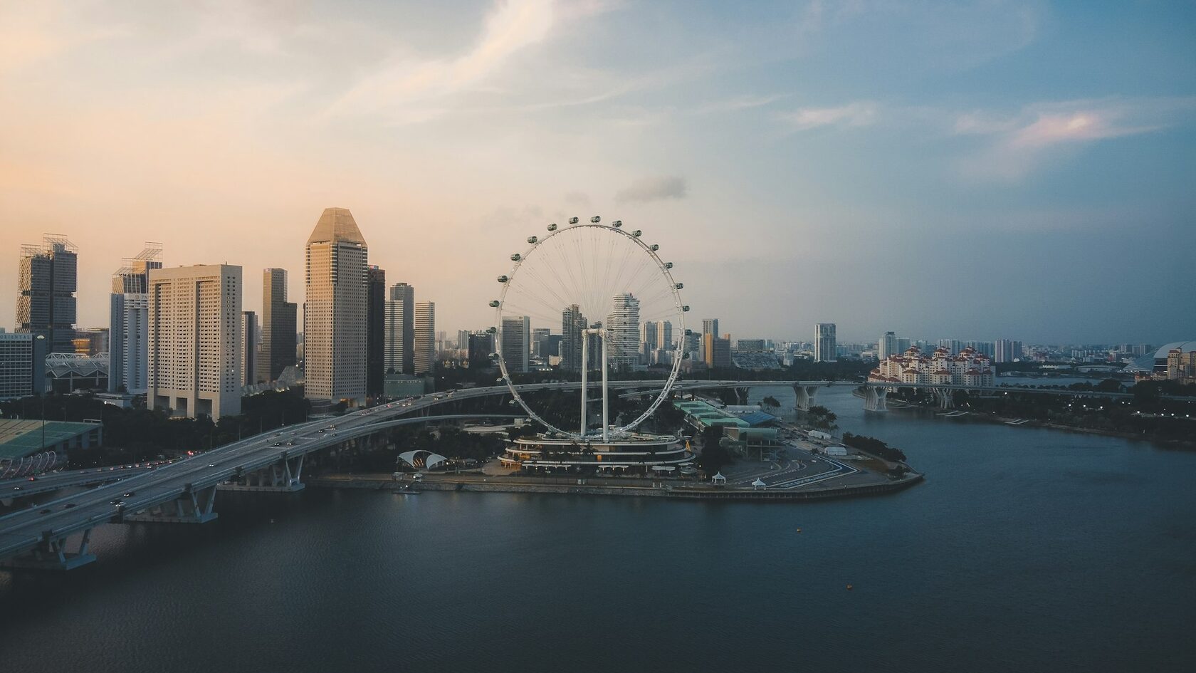Колесо обозрения Singapore Flyer