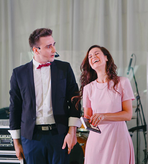 Фокусник иллюзионист. Фокусник микромагия. Ян радар фокусник. Шляпа фокусника. Фокусник иллюзионист.