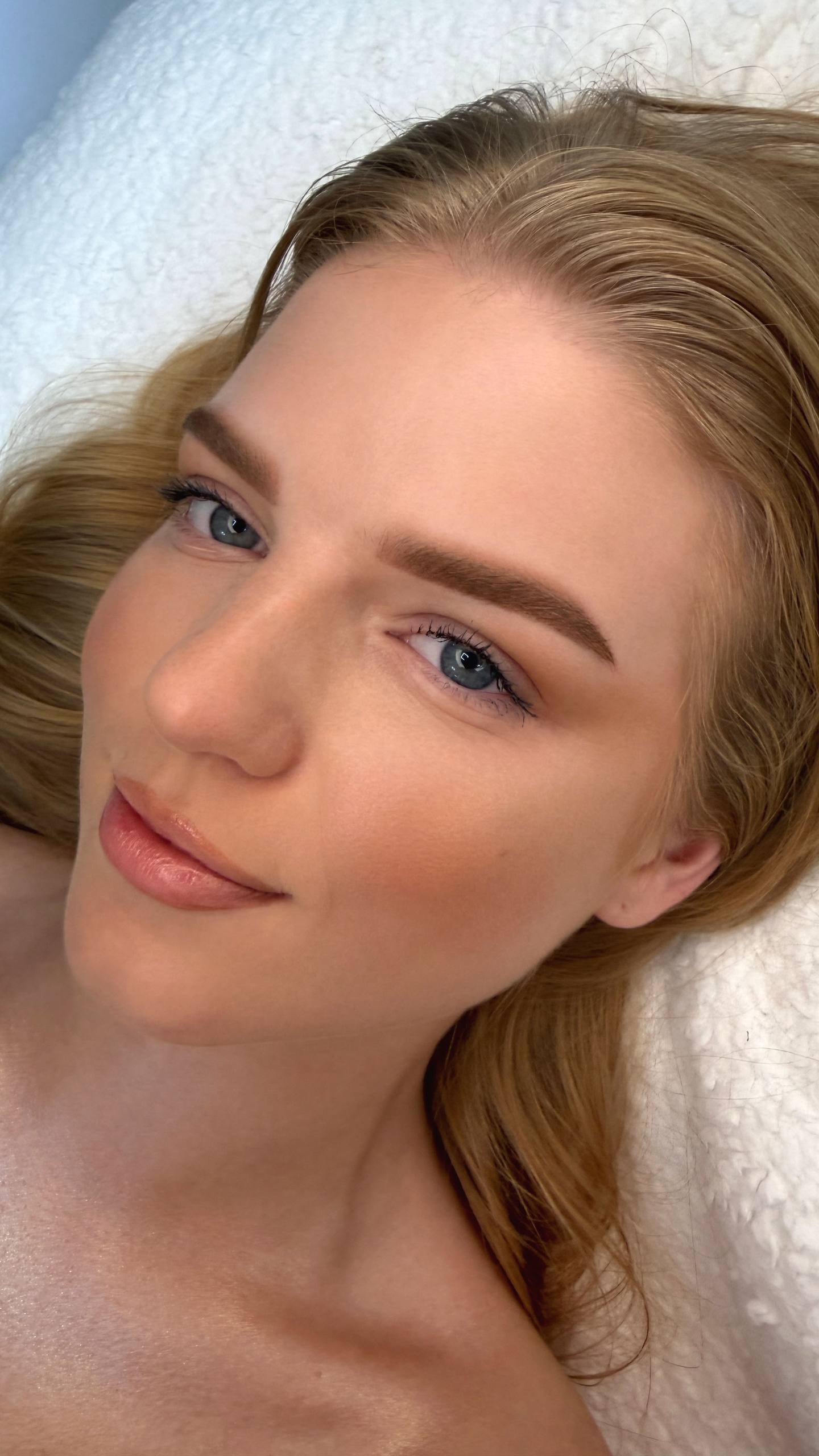 Permanent eyebrow makeup result 01